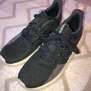 Great condition Adidas running shoes size 8.5